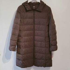 Uniqlo Women's Grey Puffer Coat